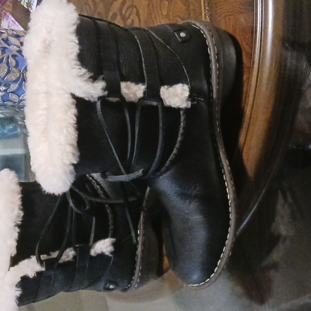 Rianne Black Leather Sheepskin Winter Boots